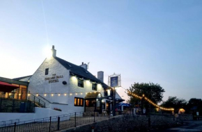 The Golden Ball Hotel